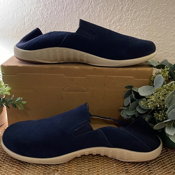 Spenco Orthopedic slip on shoe in a beautiful navy size 12 - Picture 1 of 6